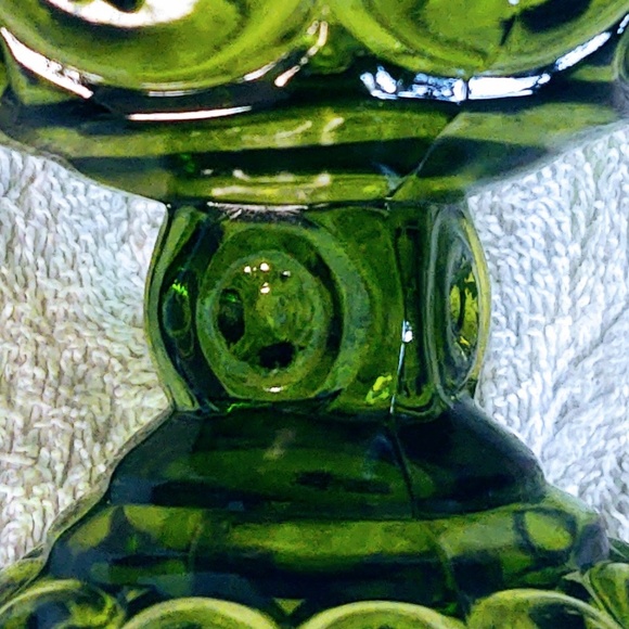 Vintage L. E. Smith Green Glass Footed Compote/Candy/Nut Dish Moon & Stars/MCM - Picture 7 of 16